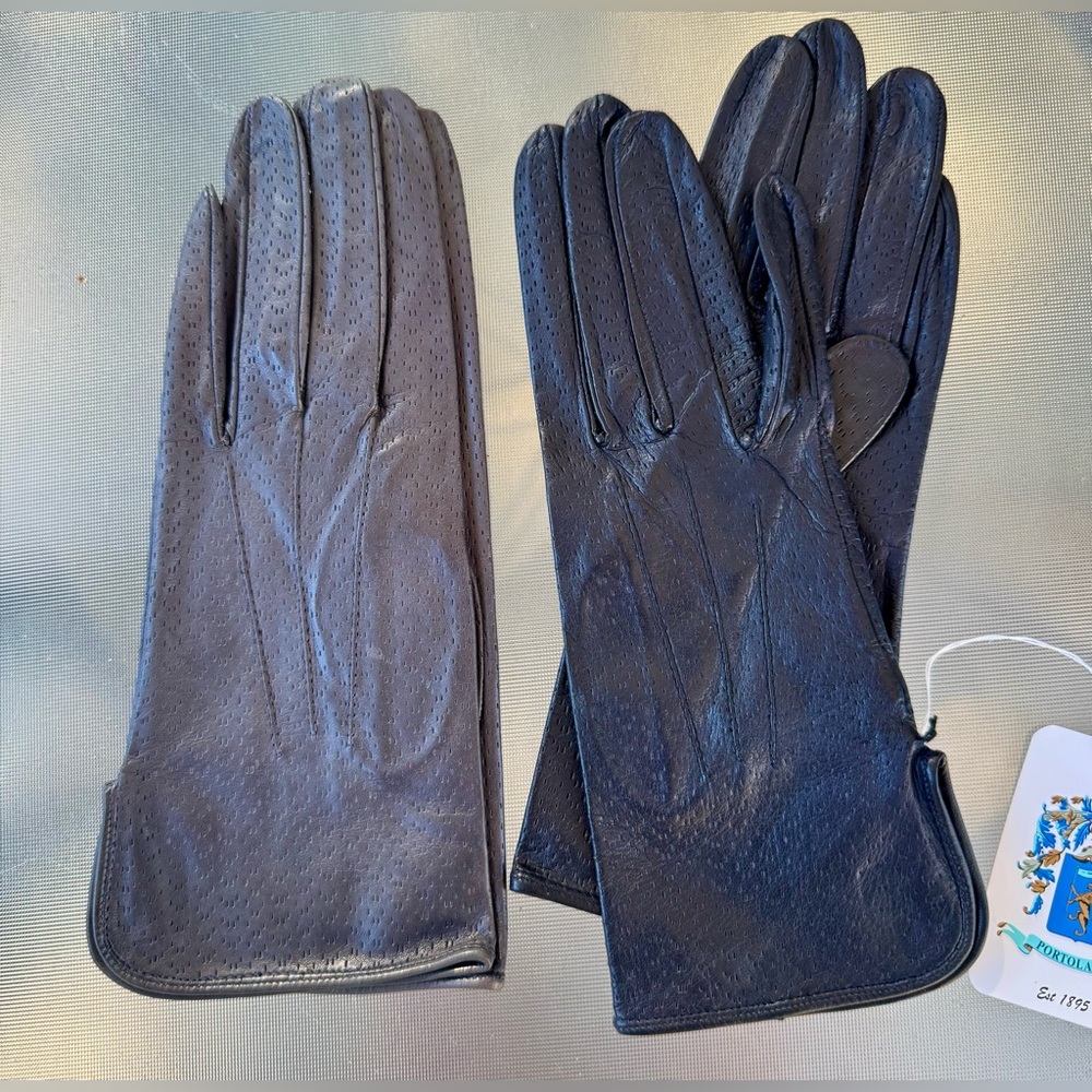 NWT Portolano Women’s Thin Leather Gloves, size small